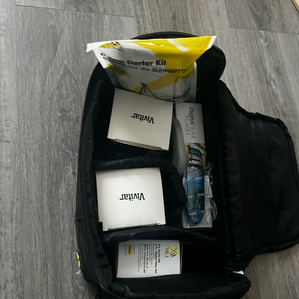 Nikon D3500 Black DSLR Camera Kit plus more accessories. Never used